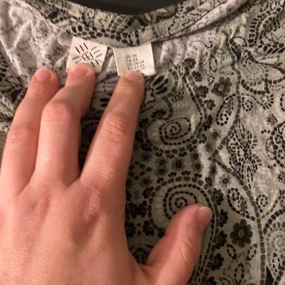 Paisley blouse - Picture 2 of 3